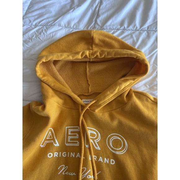 Aeropostale Yellow Sweatshirt Hoodie Size Medium Fleece Lined Logo New York - Picture 4 of 9